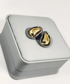 Alternative view of Aretes Topo Lágrima Bicolor | Colección Magna | Oro Laminado 18K