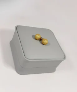 Aretes Topo Balín Diamantado Dorado | Colección Essenza | Oro Laminado 18K