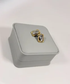 Aretes Topo Ovalado Enmarcado Bicolor | Colección Essenza | Oro Laminado 18K