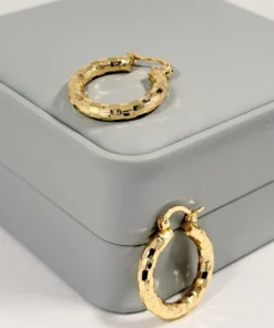 Alternative view of Aretes Candonga Aro Mosaico Dorada | Colección Cerchio | Oro Laminado 18K