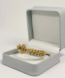 Pulsera Tejida | Virgen de Guadalupe | Oro Laminado 18K | Color Vino Tinto.