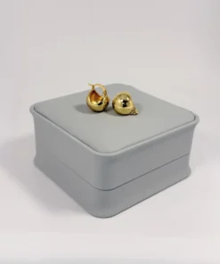 Aretes Candonga Mini Gruesa Lisa Dorada | Colección Cerchio | Oro Laminado 18K