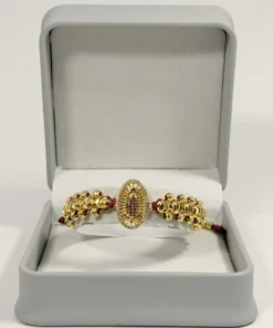 Alternative view of Pulsera Tejida | Virgen de Guadalupe | Oro Laminado 18K | Color Vino Tinto.