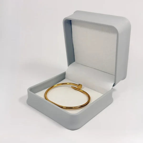 Brazalete Aro Tipo Clavo Dorado | Oro Laminado 18K