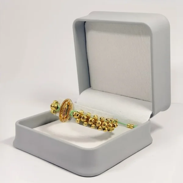 Pulsera Tejida | Virgen de Guadalupe | Oro Laminado 18K | Color Verde Menta.