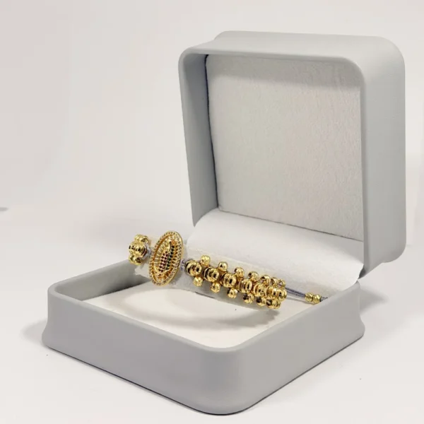 Pulsera Tejida | Virgen de Guadalupe | Oro Laminado 18K | Color Plateado.