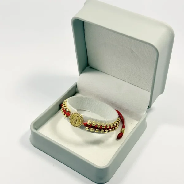 Pulsera Tejida | San Benito | Oro Laminado 18K | Color Rojo.