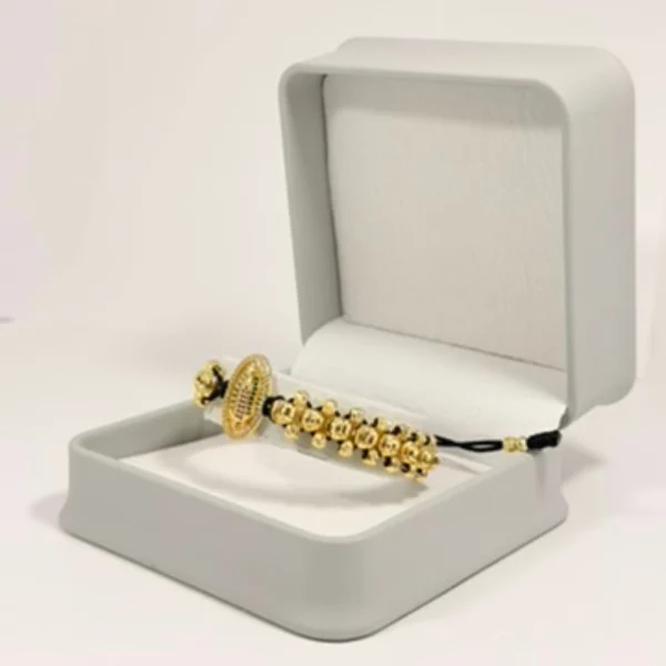 Pulsera Tejida | Virgen de Guadalupe | Oro Laminado 18K | Color Negro.